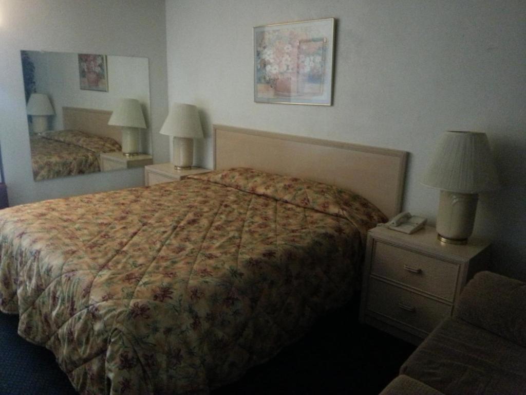 Travel Inn บาเยโค ภายนอก รูปภาพ